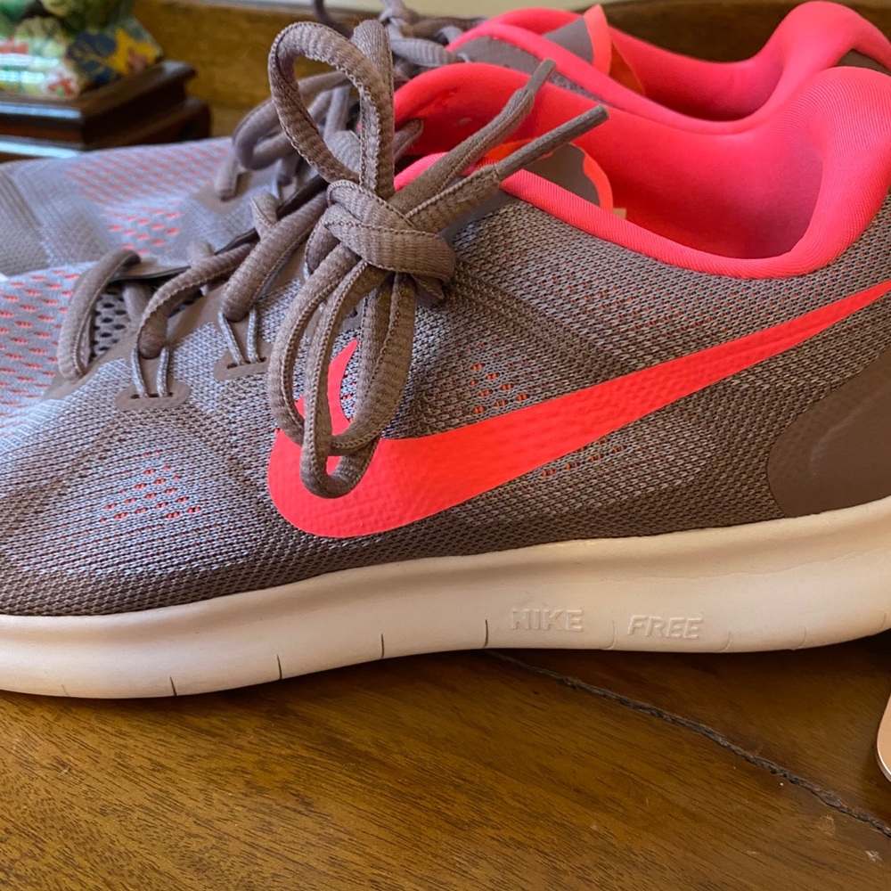 Nike Sneakers